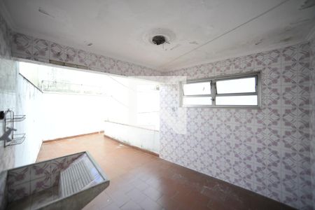 Casa à venda com 240m², 3 quartos e 3 vagasÁrea de Serviço e Terraço