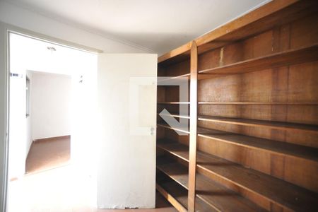 Casa à venda com 240m², 3 quartos e 3 vagasQuarto de Serviço 2