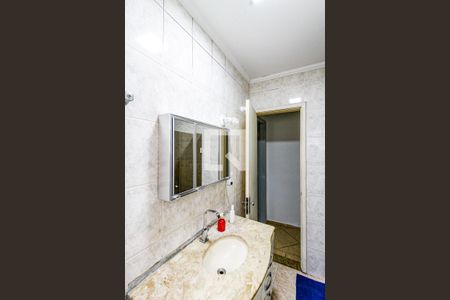 Casa à venda com 150m², 3 quartos e 2 vagasBanheiro