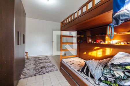 Casa à venda com 180m², 3 quartos e 4 vagas Casa à venda com 180m², 3 quartos e 4 vagasQuarto 3