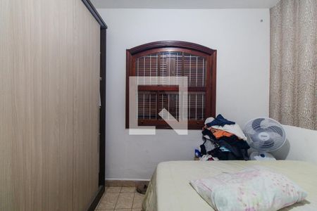 Casa à venda com 180m², 3 quartos e 4 vagas Casa à venda com 180m², 3 quartos e 4 vagasQuarto 3