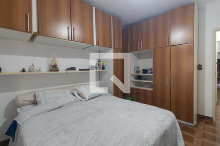 Casa à venda com 180m², 3 quartos e 4 vagas Casa à venda com 180m², 3 quartos e 4 vagasQuarto 1