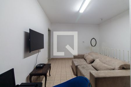 Casa à venda com 180m², 3 quartos e 4 vagas Casa à venda com 180m², 3 quartos e 4 vagasSala - segundo andar