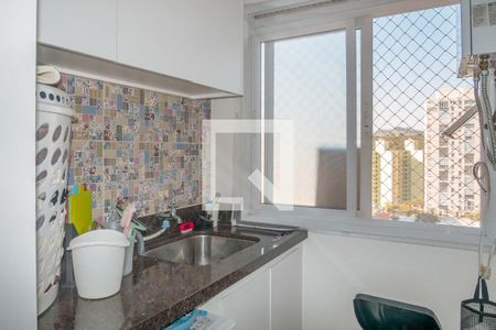 Apartamento à venda com 74m², 3 quartos e 2 vagas Apartamento à venda com 74m², 3 quartos e 2 vagasÁrea de Serviço