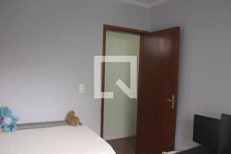 Casa à venda com 280m², 4 quartos e 2 vagasEscritório