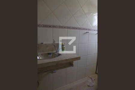 Casa à venda com 280m², 4 quartos e 2 vagasBanheiro da Suíte 2