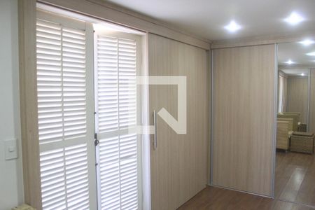 Casa à venda com 280m², 4 quartos e 2 vagasCloset da suíte 3