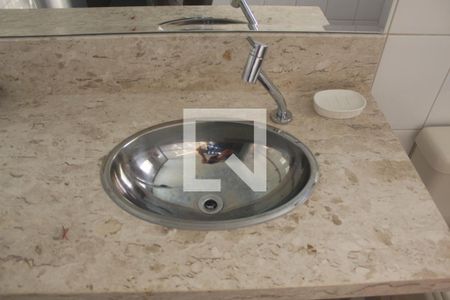 Casa à venda com 280m², 4 quartos e 2 vagasBanheiro da Suíte 3