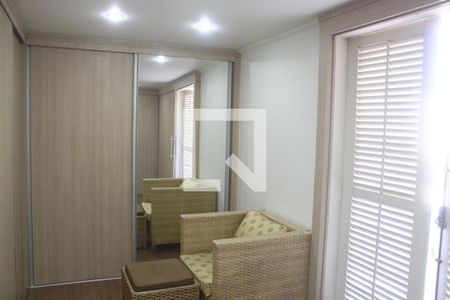 Casa à venda com 280m², 4 quartos e 2 vagasCloset da suíte 3