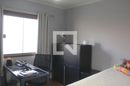 Casa à venda com 280m², 4 quartos e 2 vagasEscritório