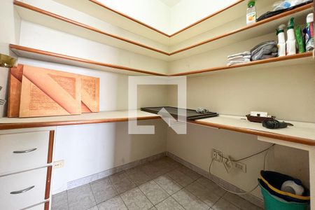 Apartamento à venda com 160m², 4 quartos e 3 vagasQuarto de Serviço