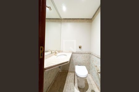 Apartamento à venda com 160m², 4 quartos e 3 vagasLavabo