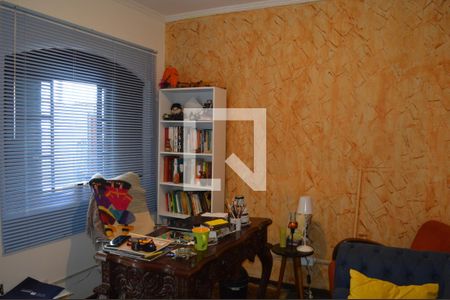 Casa à venda com 258m², 3 quartos e 4 vagasEscritório