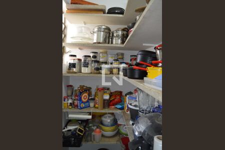 Casa à venda com 258m², 3 quartos e 4 vagasDespensa