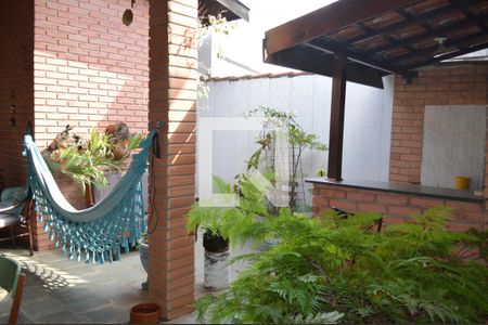 Casa à venda com 258m², 3 quartos e 4 vagasÁrea de luz e Churrasqueira