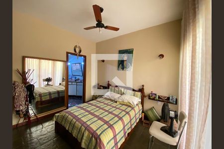 Casa à venda com 300m², 4 quartos e 2 vagas Casa à venda com 300m², 4 quartos e 2 vagasQuarto 3