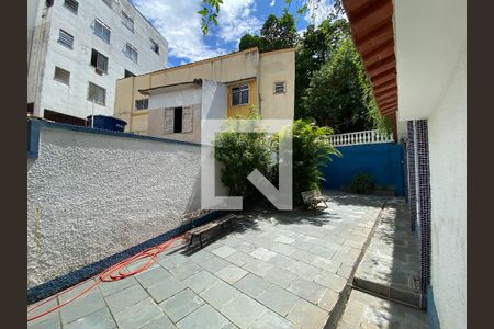 Casa à venda com 300m², 4 quartos e 2 vagas Casa à venda com 300m², 4 quartos e 2 vagasQuintal
