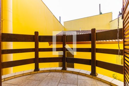 Casa à venda com 289m², 4 quartos e 2 vagasSacada da suíte 4