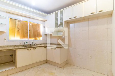 Casa à venda com 289m², 4 quartos e 2 vagasCozinha