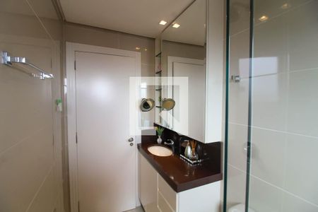 Apartamento à venda com 156m², 3 quartos e 2 vagas Apartamento à venda com 156m², 3 quartos e 2 vagasBanheiro 1