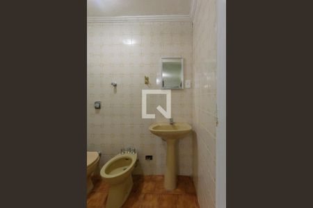 Casa à venda com 250m², 4 quartos e 2 vagas Casa à venda com 250m², 4 quartos e 2 vagasBanheiro da Suíte 2