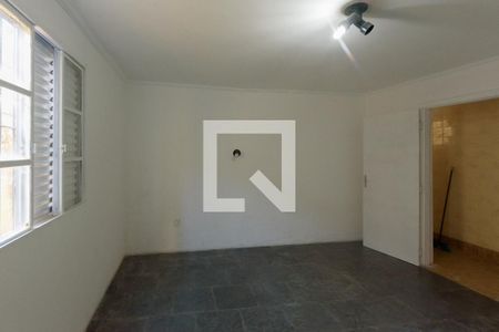 Casa à venda com 250m², 4 quartos e 2 vagas Casa à venda com 250m², 4 quartos e 2 vagasQuarto 1