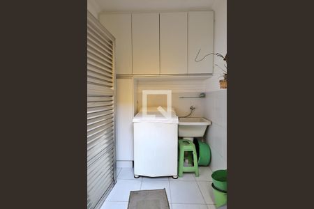 Casa à venda com 196m², 3 quartos e 5 vagasÁrea de Serviço