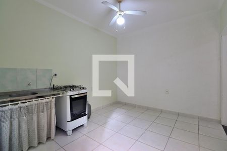 Casa à venda com 196m², 3 quartos e 5 vagasEdícula - Cozinha