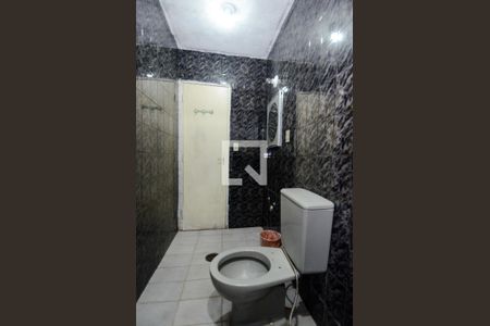 Casa à venda com 350m², 3 quartos e 3 vagasBanheiro de Serviço