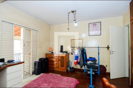 Casa à venda com 350m², 3 quartos e 3 vagasQuarto 3