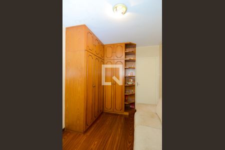 Casa à venda com 350m², 3 quartos e 3 vagasQuarto 2