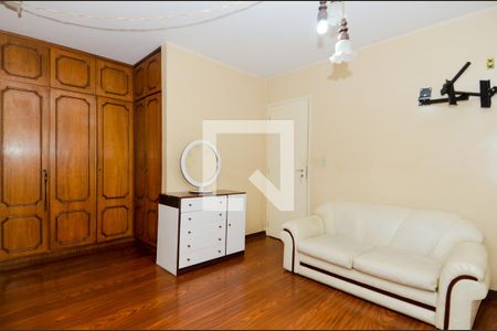 Casa à venda com 350m², 3 quartos e 3 vagasQuarto 1 - Suíte