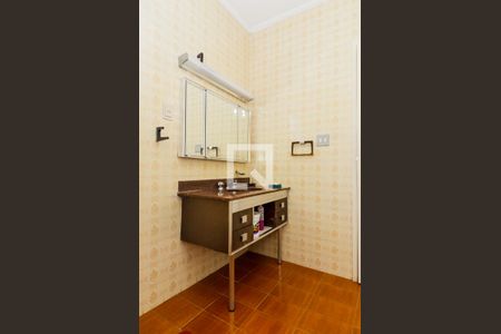 Casa à venda com 350m², 3 quartos e 3 vagasBanheiro da Suíte