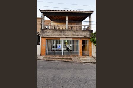 Casa à venda com 350m², 3 quartos e 3 vagasFachada