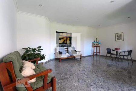 Apartamento à venda com 96m², 3 quartos e 2 vagas Apartamento à venda com 96m², 3 quartos e 2 vagasHall social