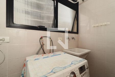 Apartamento à venda com 96m², 3 quartos e 2 vagas Apartamento à venda com 96m², 3 quartos e 2 vagasÁrea de Serviço