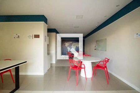 Apartamento à venda com 84m², 3 quartos e 2 vagas Apartamento à venda com 84m², 3 quartos e 2 vagasÁrea comum - Sala de estudos