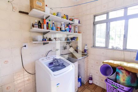 Casa à venda com 173m², 3 quartos e 2 vagas Casa à venda com 173m², 3 quartos e 2 vagasÁrea de Serviço