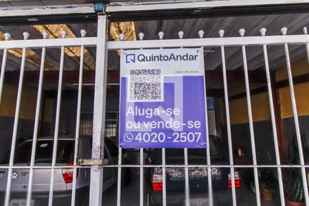 Casa à venda com 173m², 3 quartos e 2 vagas Casa à venda com 173m², 3 quartos e 2 vagasPlaquinha