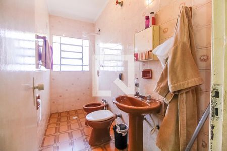 Casa à venda com 173m², 3 quartos e 2 vagas Casa à venda com 173m², 3 quartos e 2 vagasBanheiro 3