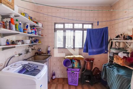 Casa à venda com 173m², 3 quartos e 2 vagas Casa à venda com 173m², 3 quartos e 2 vagasÁrea de Serviço