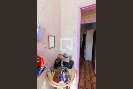 Casa à venda com 173m², 3 quartos e 2 vagas Casa à venda com 173m², 3 quartos e 2 vagasBanheiro 2