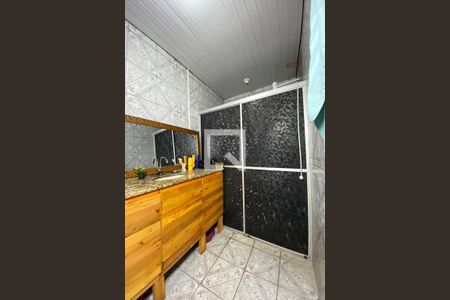 Casa à venda com 100m², 4 quartos e 1 vagaBanheiro