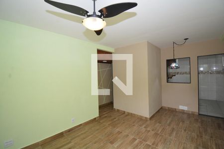 Sala de apartamento para alugar com 2 quartos, 61m² em Irajá, Rio de Janeiro