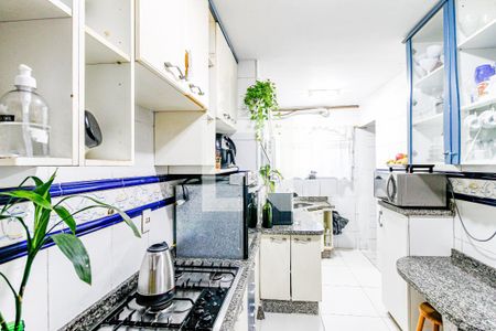Apartamento à venda com 80m², 3 quartos e 2 vagas Apartamento à venda com 80m², 3 quartos e 2 vagasCozinha