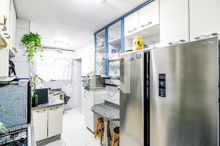 Apartamento à venda com 80m², 3 quartos e 2 vagas Apartamento à venda com 80m², 3 quartos e 2 vagasCozinha
