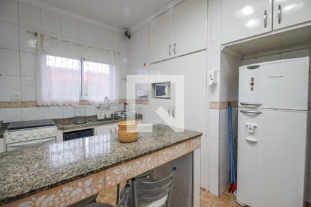 Casa à venda com 160m², 3 quartos e 3 vagas Casa à venda com 160m², 3 quartos e 3 vagasCozinha