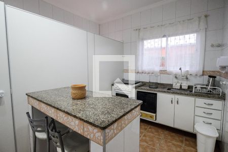 Casa à venda com 160m², 3 quartos e 3 vagas Casa à venda com 160m², 3 quartos e 3 vagasCozinha