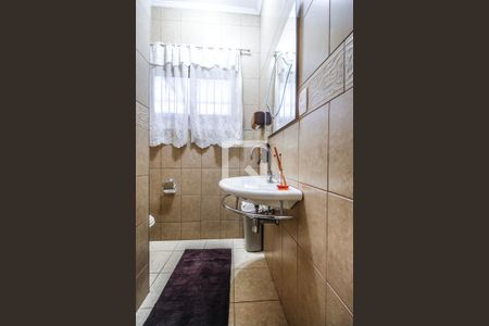 Casa à venda com 160m², 3 quartos e 3 vagas Casa à venda com 160m², 3 quartos e 3 vagasLavabo