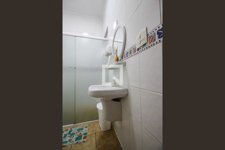 Casa à venda com 160m², 3 quartos e 3 vagas Casa à venda com 160m², 3 quartos e 3 vagasBanheiro